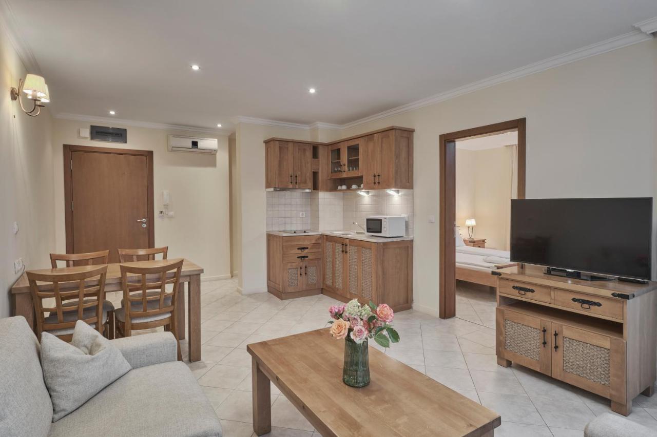 Two-Bedroom Apartment Park View,1423355391:JPEG