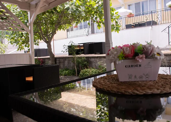 Hotel: Effect Saint Mina